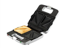 Load image into Gallery viewer, Kenwood SM640 700-Watt Sandwich Maker (White) (5065326035075)