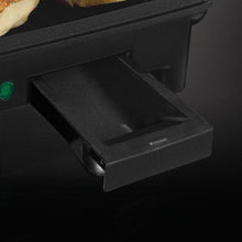 Load image into Gallery viewer, Russell Hobbs 17888 3-in-1 Panini/Grill and Griddle (5065335767171)