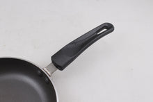 Load image into Gallery viewer, Krav Non-Stick Mini Frying Pan - Copper (5065320300675)