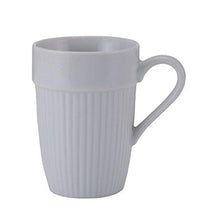 Load image into Gallery viewer, Black + Decker Appliances DCM25-IN 330-Watt 1-Cup Coffee Maker (5065338880131)
